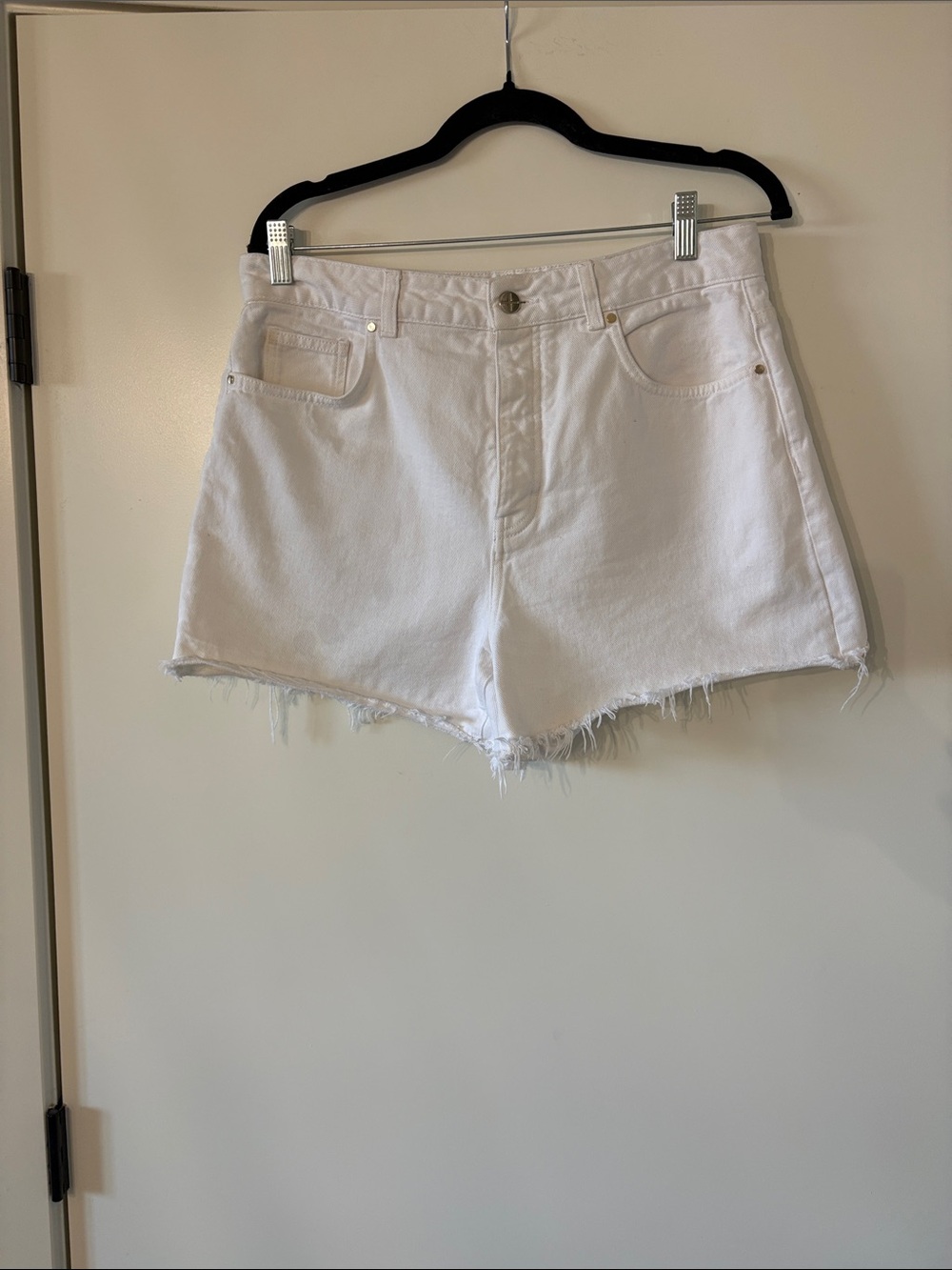 ME+EM White High-Rise Frayed Hem Denim Shorts